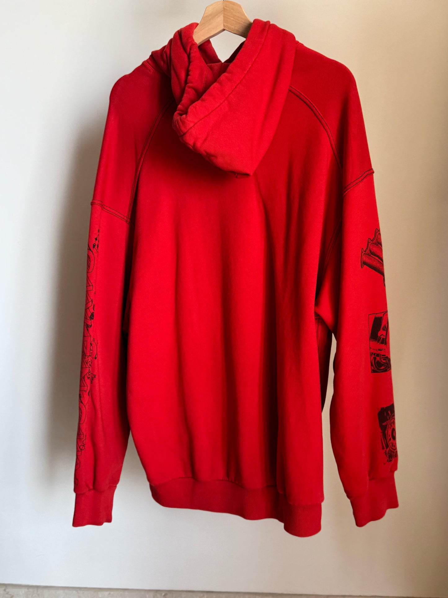 GIVENCHY BMJ09L305B-001 HOODIE