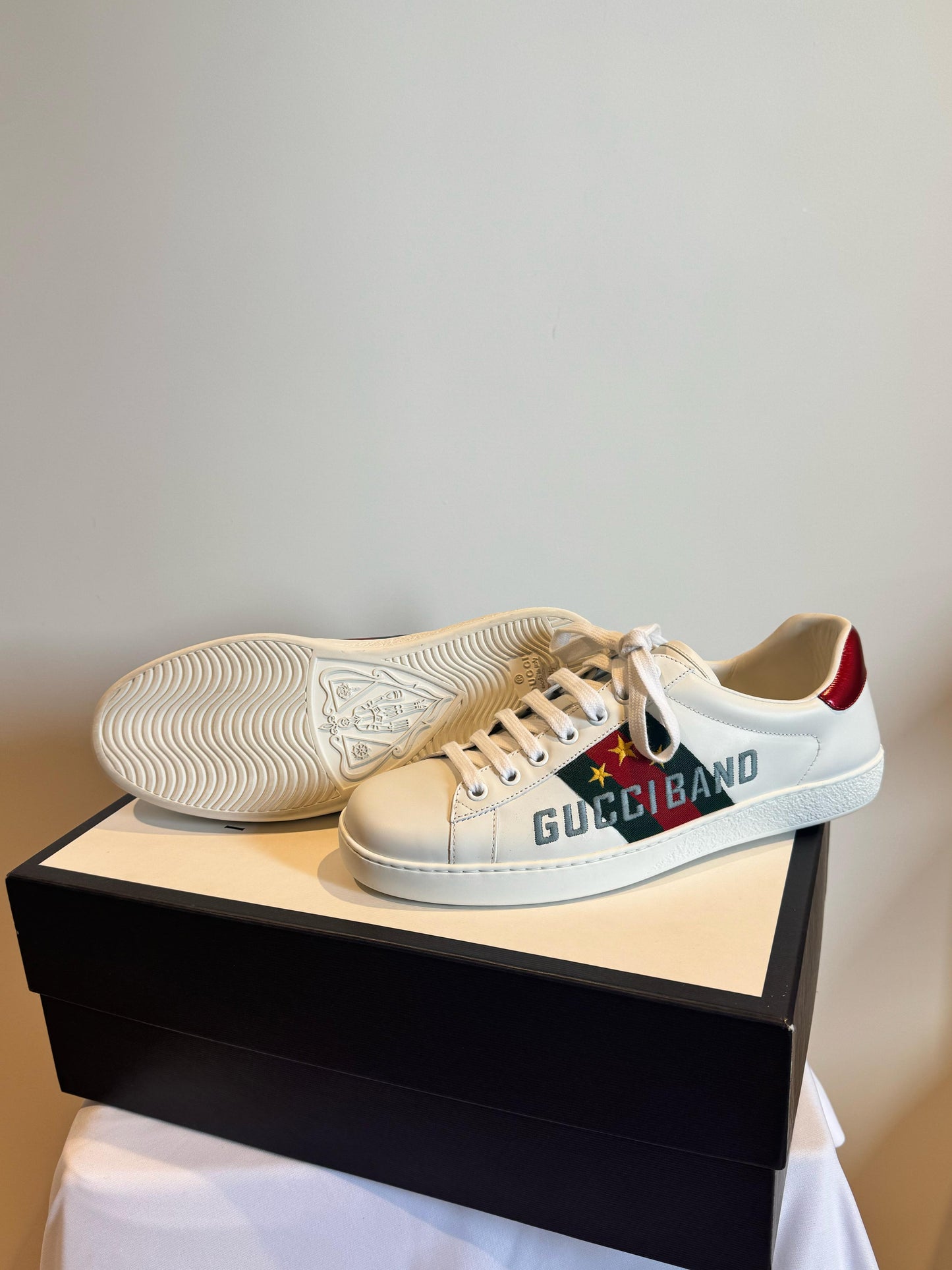 GUCCI ACE SNEAKER WITH GUCCI BAND