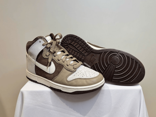NIKE DUNK HIGH "LIGHT CHOCOLATE" SNEAKERS